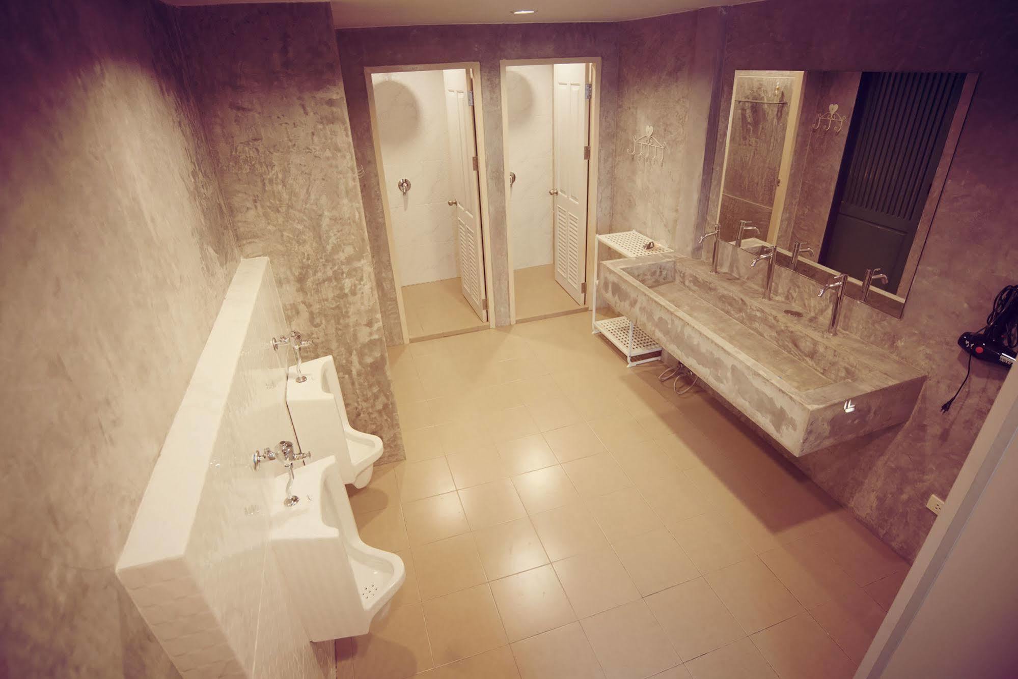 Hostel Yoo Yen Pen Sook Bangkok Zewnętrze zdjęcie
