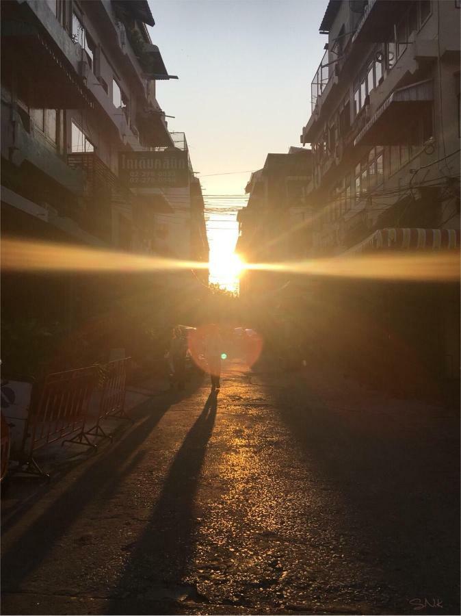 Hostel Yoo Yen Pen Sook Bangkok Zewnętrze zdjęcie